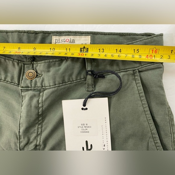 Pistola Moriah Women’s Army Olive Green Straight leg Crop Pant Size 30 NWT - Picture 10 of 12